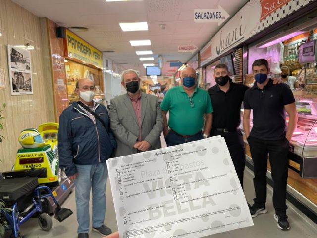 Los clientes de la plaza de abastos de Vistabella podrán ganar cheques regalo por indicar qué aspectos se pueden mejorar en el mercado - 1, Foto 1