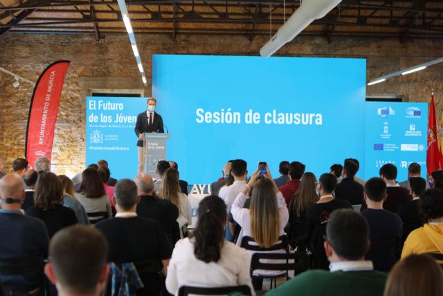 Marcos Ortuño aboga por apoyar a los jóvenes para que sean ellos quienes construyan su propio camino - 1, Foto 1