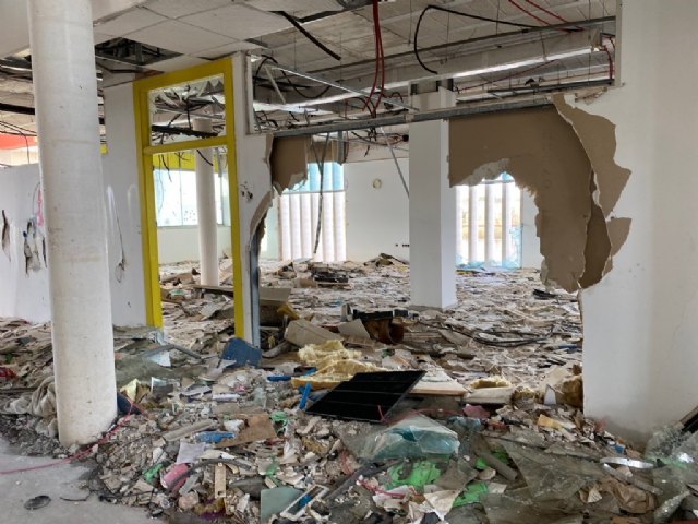 Ecologistas en Acción denuncia el abandono del centro de control de la contaminación atmosférica de Torre Pacheco - 2, Foto 2