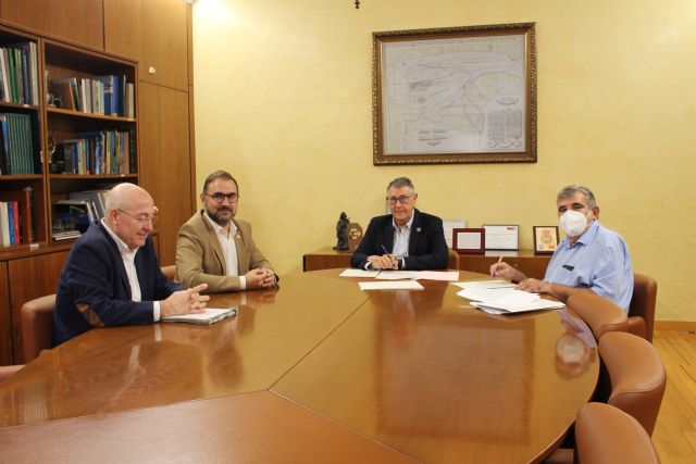 El presidente de la CHS mantiene un encuentro de trabajo con el alcalde de Lorca - 1, Foto 1