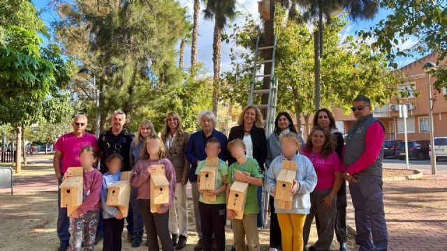 Alumnos del Servicio de Empleo fabrican e instalan cajas nido en El Esparragal para potenciar la biodiversidad y el control natural de plagas - 4, Foto 4