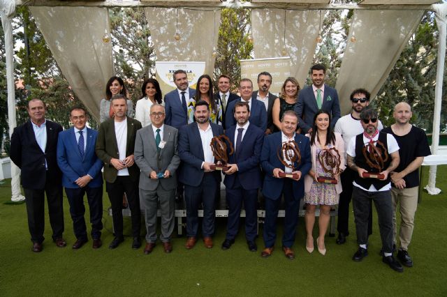 HoyTú premia en su fiesta anual a Luis Saorín, Zambú Higiene, La Boca Te Lía, Viva Suecia y la Fundación Camino de la Cruz - 4, Foto 4