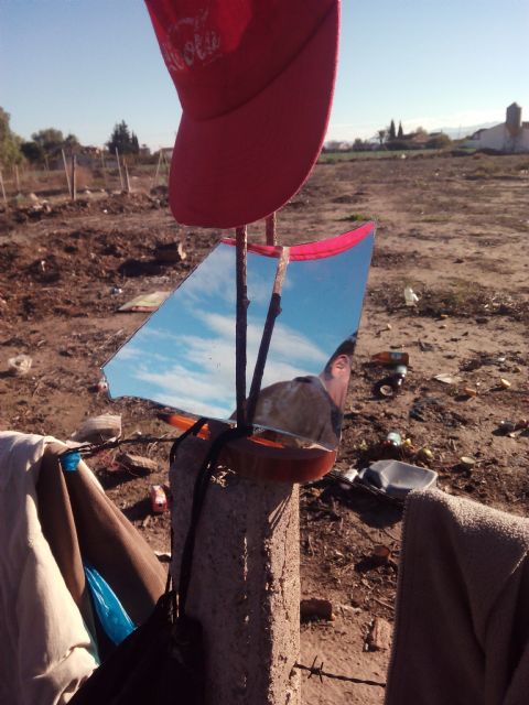 IU-Verdes denuncia que varias personas llevan meses viviendo a la intemperie en la zona de la Virgen de las Huertas - 1, Foto 1