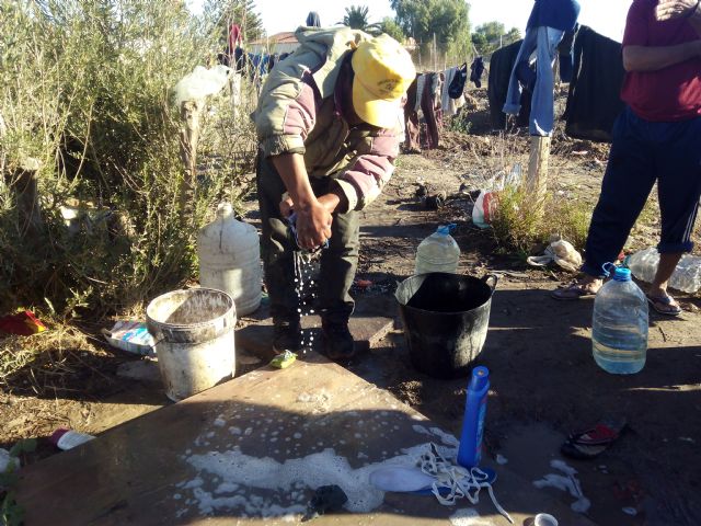 IU-Verdes denuncia que varias personas llevan meses viviendo a la intemperie en la zona de la Virgen de las Huertas - 4, Foto 4