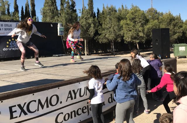 Zumbaila, una divertida mañana de baile en Las Torres de Cotillas con el proyecto Do-U-Sport - 5, Foto 5