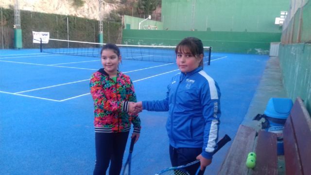Victoria del Club de Tenis Kuore contra el Club de Tenis Algezares por un reñido 10/9, Foto 6