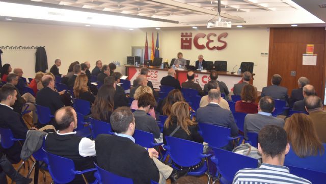 Una investigación coordinada por la Universidad de Murcia analiza el presente y las perspectivas de futuro del salario mínimo interprofesional - 1, Foto 1