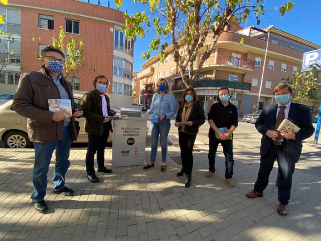 Un buzón exterior permitirá a los usuarios de la Biblioteca de Espinardo devolver sus obras prestadas a cualquier hora del día - 1, Foto 1