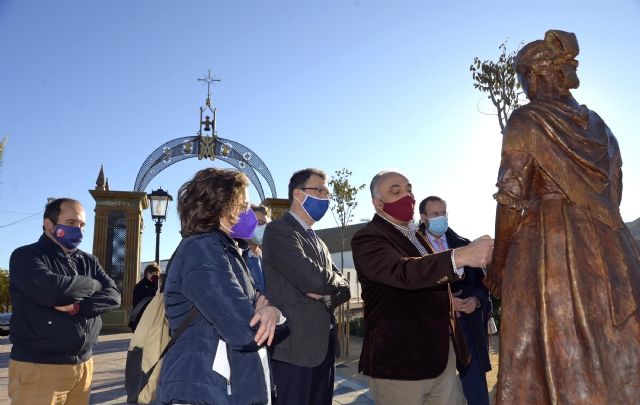El homenaje a la Mujer Huertana de José Hernández, parada obligada en la Vía Verde a su paso por Los Ramos - 1, Foto 1