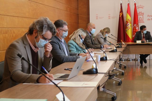 Murcia invierte casi 700.000 euros en el servicio de calefacción de 110 colegios del municipio - 1, Foto 1