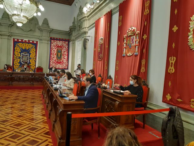 MC: PP y tránsfugas aprueban unos presupuestos para meter la mano en el bolsillo de los cartageneros y pagar su precampaña electoral - 1, Foto 1