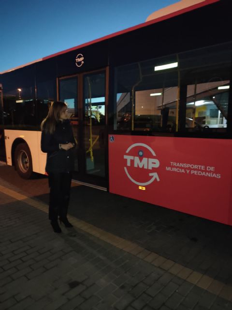 Las líneas municipales de autobús han funcionado con absoluta normalidad durante toda la mañana - 2, Foto 2