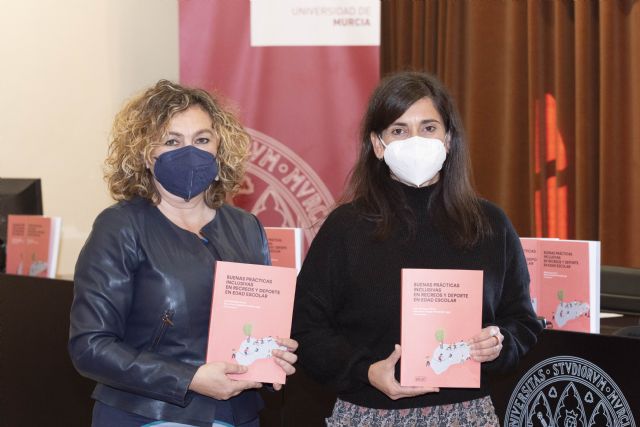 La UMU presenta el libro 'Buenas prácticas inclusivas en recreos y deporte escolar' - 1, Foto 1