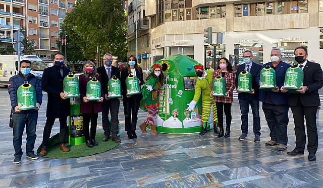 Ecovidrio lanza un reto solidario a los murcianos para convertir envases de vidrio en juguetes para los niños más vulnerables, Foto 1