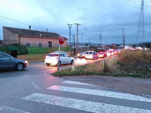IU-Verdes exige la construcción de aceras en un tramo del Camino Viejo del Puerto para mejorar la seguridad vial - 1, Foto 1