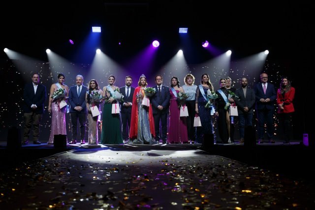 Fatima Zouine se corona como reina de las fiestas patronales 2022, Foto 2