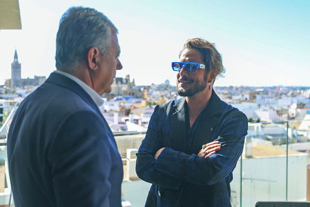 Sevilla. Por su amor a la ciudad y porque se siente como en casa, el día de San Fernando del 2024 será Hijo Adoptivo de Sevilla - 2, Foto 2