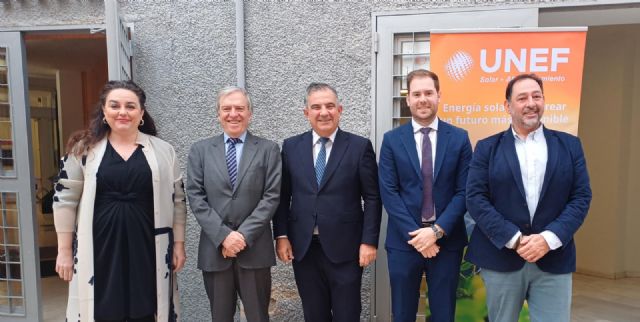 El Gobierno regional impulsa el desarrollo de la energía agrovoltaica para hacer compatible el uso agrícola del suelo y la generación fotovoltaica - 1, Foto 1