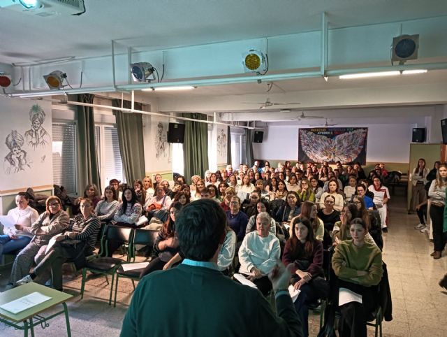 Colectividades Antonia Navarro refuerza la convivencia y la seguridad en los comedores escolares con una formación a 1.000 monitores alineada con el nuevo Decreto de Convivencia Escolar de la Región - 1, Foto 1