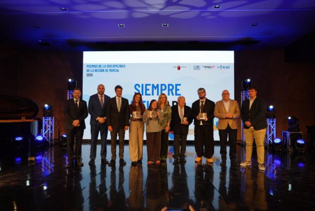 El Gobierno regional amplía en un centenar las plazas para personas con discapacidad en centros de día y residencias - 2, Foto 2