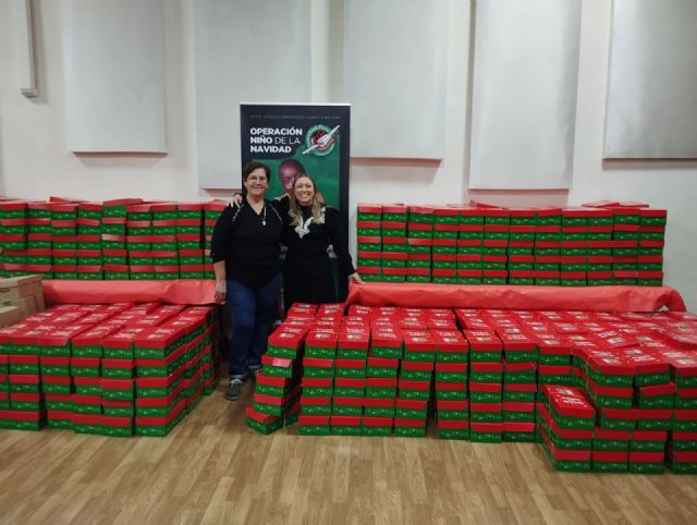 Operación Niño de la Navidad consigue 621 cajitas en Águilas - 2, Foto 2