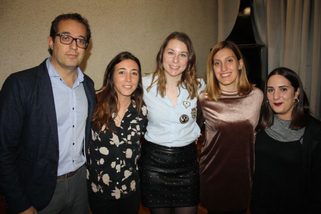 Presentado el  libro Doña Isabelita. Historia de una maestra - 2, Foto 2