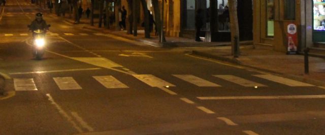 El Ayuntamiento instala balizas solares en diversos pasos de peatones para mejorar su visibilidad, Foto 1