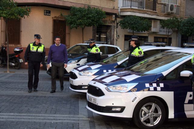 Hoy han sido presentados dos nuevos coches policiales, que se unen a la reciente adquisición de dos motos para la Policía Local de Alcantarilla - 1, Foto 1