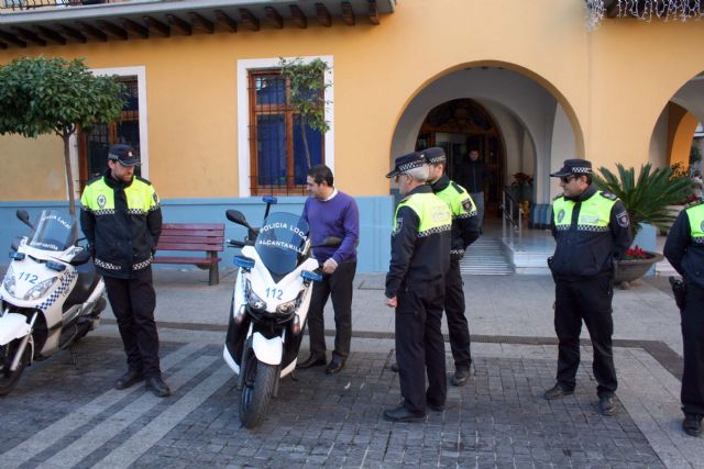 Hoy han sido presentados dos nuevos coches policiales, que se unen a la reciente adquisición de dos motos para la Policía Local de Alcantarilla - 2, Foto 2