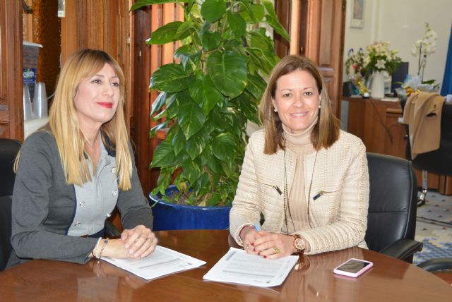 El Ayuntamiento de Águilas incorpora cuatro nuevos vehículos al parque móvil de la Policía Local - 1, Foto 1