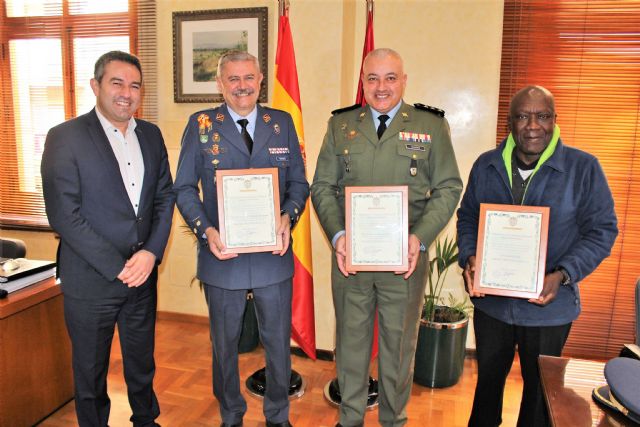 El alcalde recibió hoy a quienes más cerca estarán mañana de SS.MM. los Reyes Magos de Oriente, previa a su llegada a nuestra ciudad - 1, Foto 1