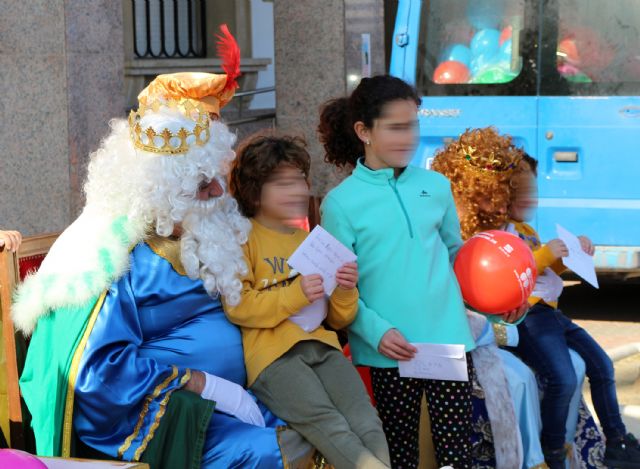 Los Reyes Magos reciben en persona las cartas de los 'peques' torreños - 3, Foto 3