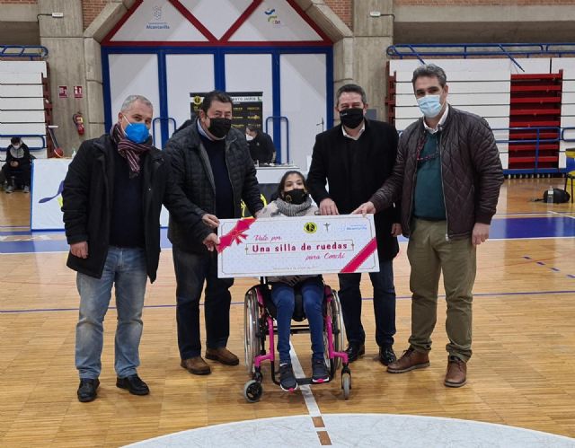 UCAM Primafrio Jairis cierra la jornada solidaria con victoria frente al Tecnigen Baloncesto Sevilla - 2, Foto 2