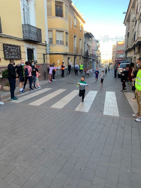 Los vecinos de Bullas despidieron el año corriendo la San Silvestre - 5, Foto 5