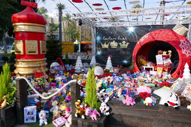 El Ayuntamiento de Murcia entrega a las entidades sociales cientos de juguetes para las familias vulnerables del municipio - 2, Foto 2