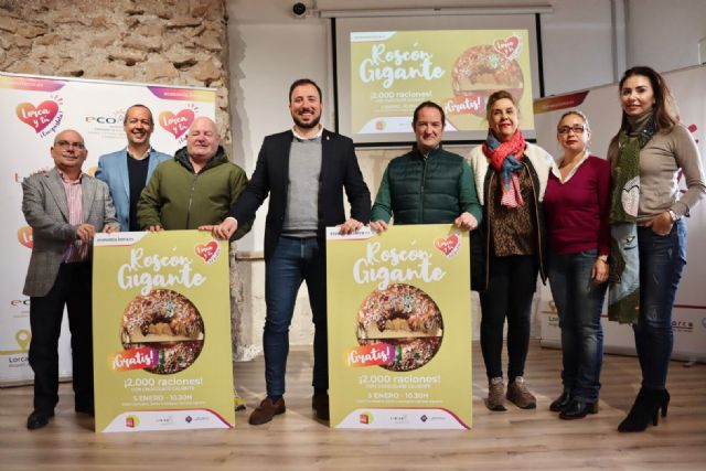 Un Roscón gigante de 2.000 raciones para recibir a los Reyes Magos en Lorca - 1, Foto 1