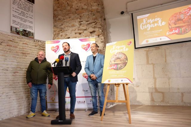 Un Roscón gigante de 2.000 raciones para recibir a los Reyes Magos en Lorca - 3, Foto 3