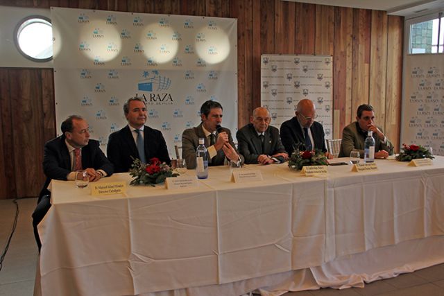 El Ateneo de Sevilla celebra en el Restaurante La Raza el tradicional desayuno de los Reyes como previa del cortejo que recorrerá las calles de la ciudad hispalense - 4, Foto 4