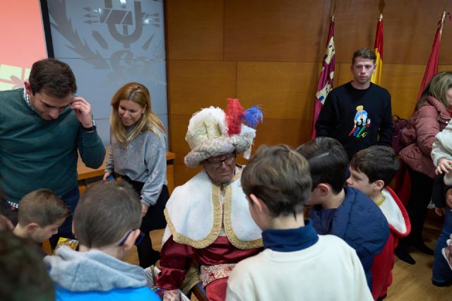 Los Reyes Magos llenan de alegría el Colegio de Ingenieros Técnicos Industriales - 2, Foto 2