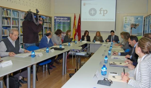 El Consejo Asesor Regional de Formación Profesional debate las nuevas líneas de trabajo de la ´Estrategia Regional de FP 2020´ - 2, Foto 2