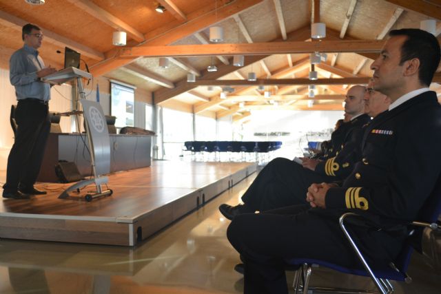 Militares de la Escuela Naval de Guerra de Minas de la OTAN asisten en la UPCT a un taller sobre robótica submarina - 1, Foto 1