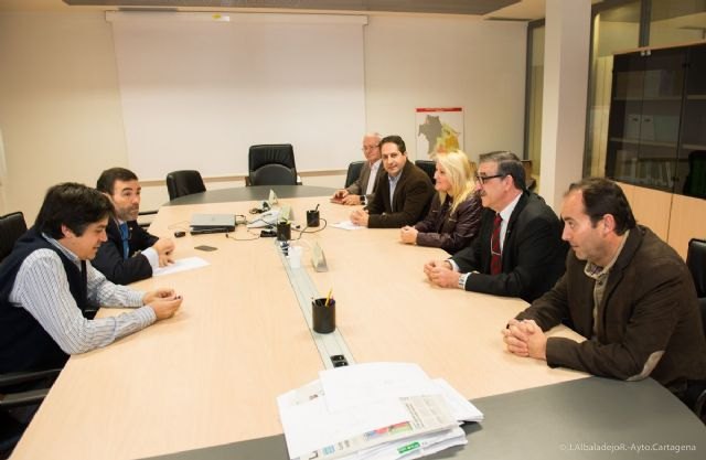 El Gobierno local trata con CSI-F las aspiraciones del sindicato y manifiesta su respaldo a los empleados municipales - 1, Foto 1