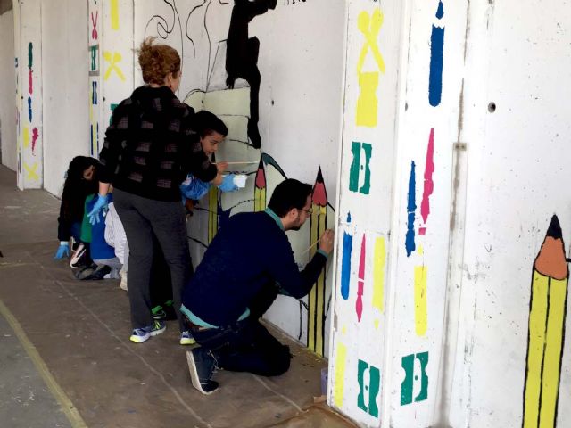 Un mural en defensa de la educación de jóvenes en minorías - 3, Foto 3