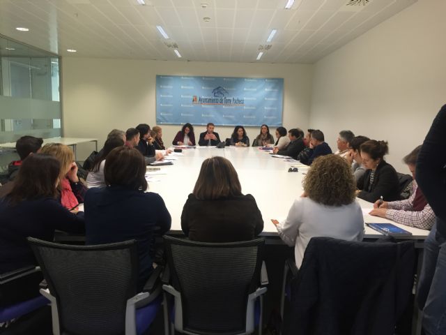 El nuevo equipo de gobierno da un impulso al estancado Consejo Escolar Municipal - 2, Foto 2