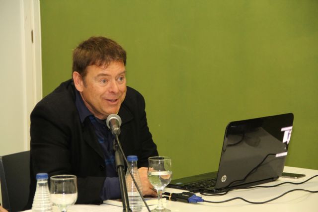 El escritor Francisco José Motos presenta su novela 'La traición de un Sueño' en Puerto Lumbreras - 1, Foto 1