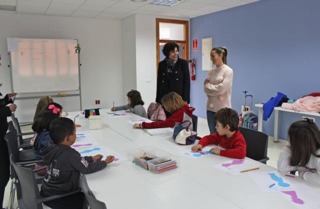 Una quincena de familias se benefician del programa de conciliación de la vida laboral y familiar - 1, Foto 1