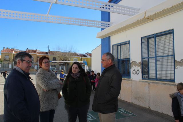 Instalado toldo de sombraje en el patio del Colegio Miguel Hernández - 1, Foto 1