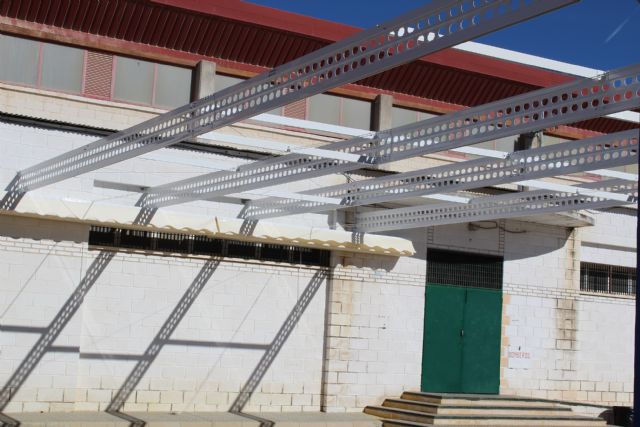 Instalado toldo de sombraje en el patio del Colegio Miguel Hernández - 4, Foto 4