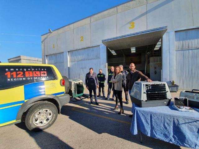 La Concejalía de Sanidad dota a Emergencias y Policía Local con material para reforzar el protocolo de recogida de animales perdidos - 1, Foto 1