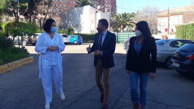 Fulgencio Gil: los trabajadores de las residencias de personas mayores de Lorca constituyen un ejemplo de auténtica heroicidad en la lucha contra el Covid - 1, Foto 1